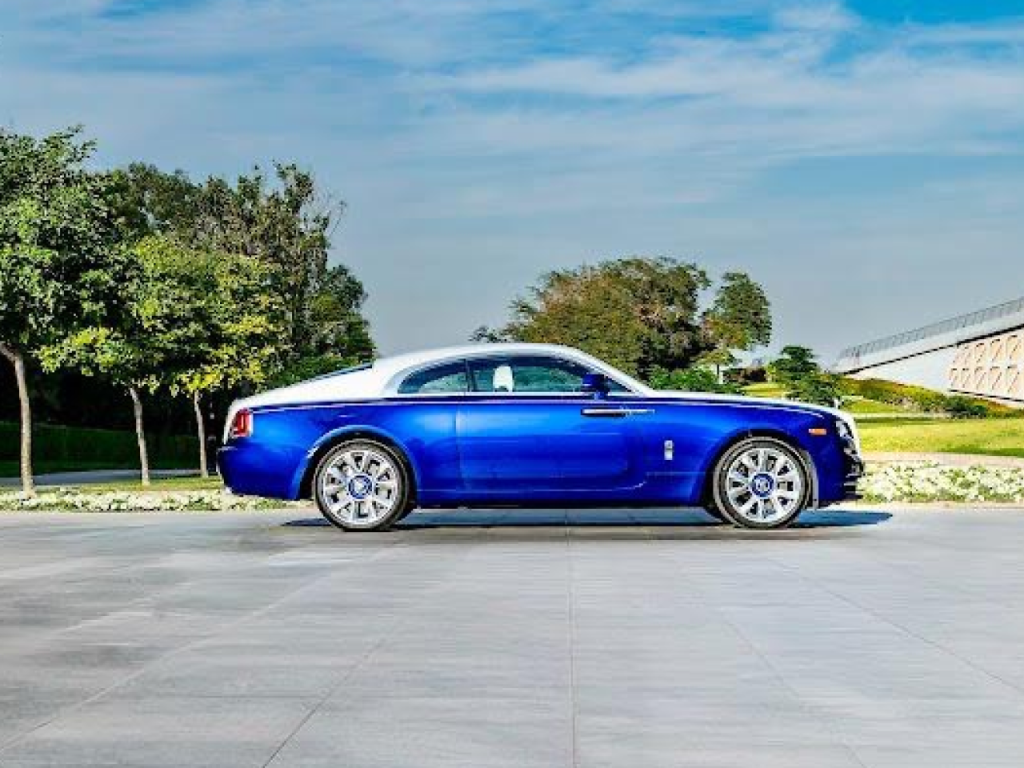 Rolls-Royce Wraith 2023 for rent in Dubai