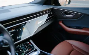 Audi Q8 2024 صورة 5