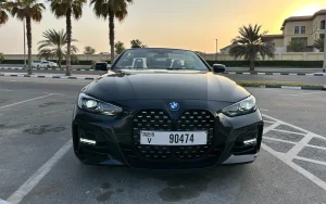 BMW 420i Convertible 2025 photo 3