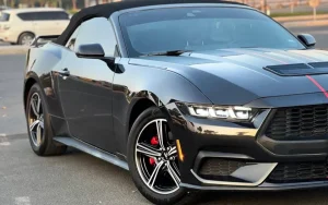 Ford Mustang Convertible 2024 photo 4