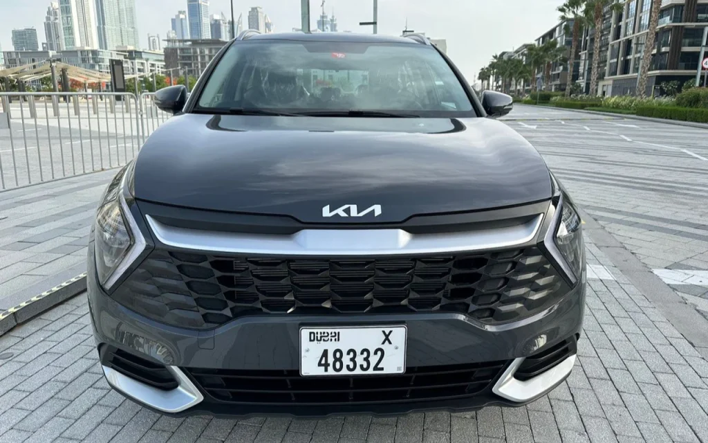 KIA Sportage 2024 للإيجار في دبي