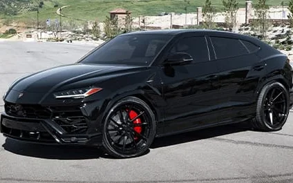Lamborghini Urus 2024 للإيجار في دبي