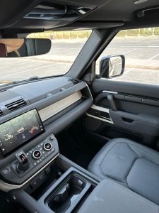 Land Rover Defender 110 2024 photo 6