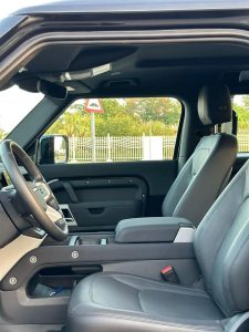 Land Rover Defender 110 2024 photo 9