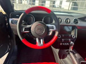 Ford Mustang Convertible 2023 photo 7