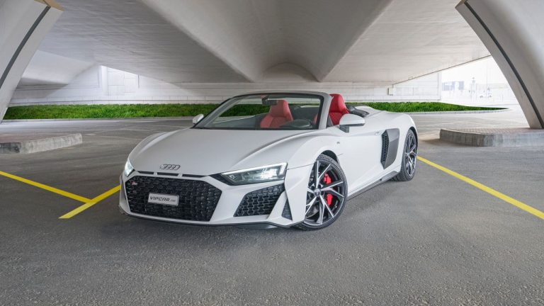 Audi R8 Spider 2022 for rent in Dubai