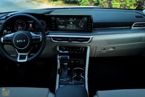 KIA K5 2023 photo 2