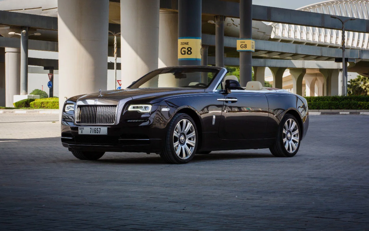 Rolls-Royce Dawn 2022 for rent in Dubai