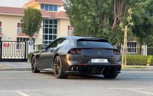 Ferrari GTC4 Lusso 2025 photo 2