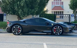 Ferrari SF90 2024 photo 3