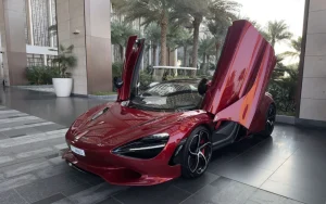 McLaren 750S 2025 photo 5