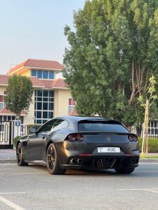 Ferrari GTC4 Lusso 2025 photo 3