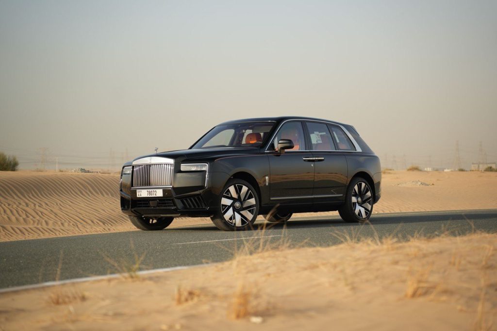 Rolls-Royce Cullinan 2024 for rent in Dubai