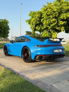 Porsche 911 Carrera 4 GTS 2025 (blue / Black) 2025 photo 9
