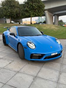 Porsche 911 Carrera 4 GTS 2025 (blue / Black) 2025 photo 6