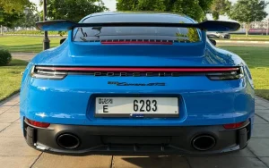 Porsche 911 Carrera 4 GTS 2025 (blue / Black) 2025 photo 3