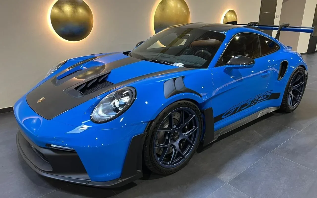 Porsche 911 GT3 RS 2025 for rent in Dubai