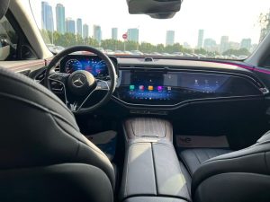 Mercedes-Benz E350 2025 photo 2