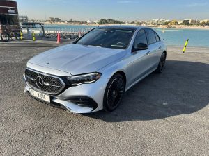 Mercedes-Benz E350 2025 photo 3