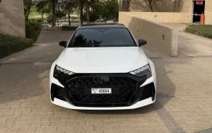 Audi RS3 2025 صورة 1