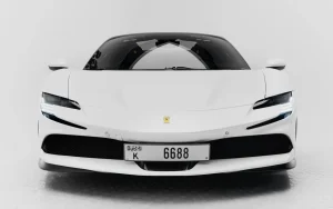 Ferrari SF90 Spider 2024 صورة 1