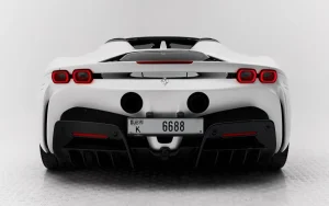 Ferrari SF90 Spider 2024 صورة 2