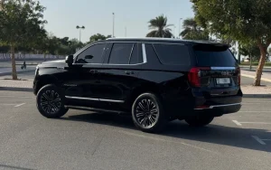 GMC Yukon SLT 2025 photo 3