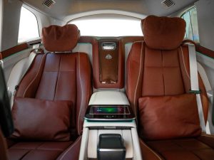 Mercedes-Maybach GLS 600 2024 photo 8