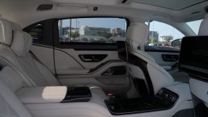 Mercedes-Maybach S680 2024 photo 9