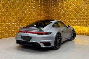 Porsche 911 Turbo S 2023 photo 6