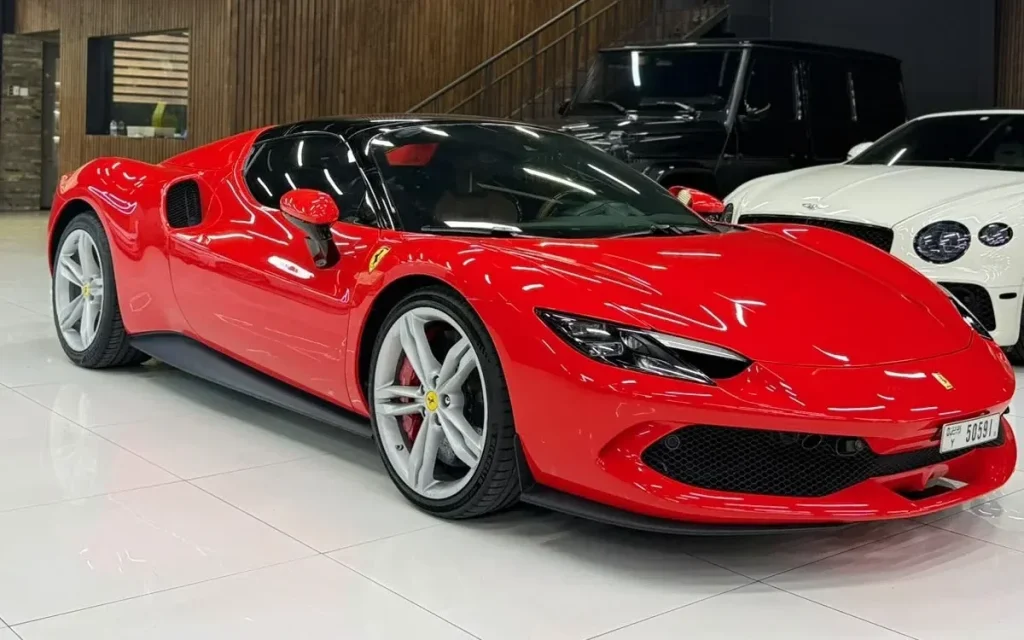 Ferrari 296 GTS 2024 للإيجار في دبي