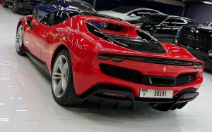 Ferrari 296 GTS 2024 صورة 3