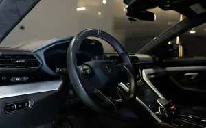 Lamborghini Urus Yellow 2024 photo 5