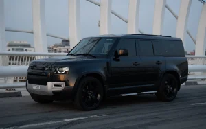 Land Rover Defender 130 2025 صورة 2