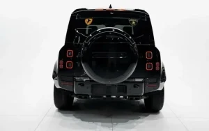 Land Rover Defender OCTA 2027 صورة 3