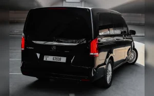 Mercedes V-Class V300d 2024 photo 3