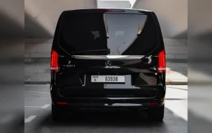 Mercedes V-Class V300d 2024 photo 4