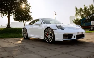 Porsche 911 Carrera 4S White 2026 图片 1