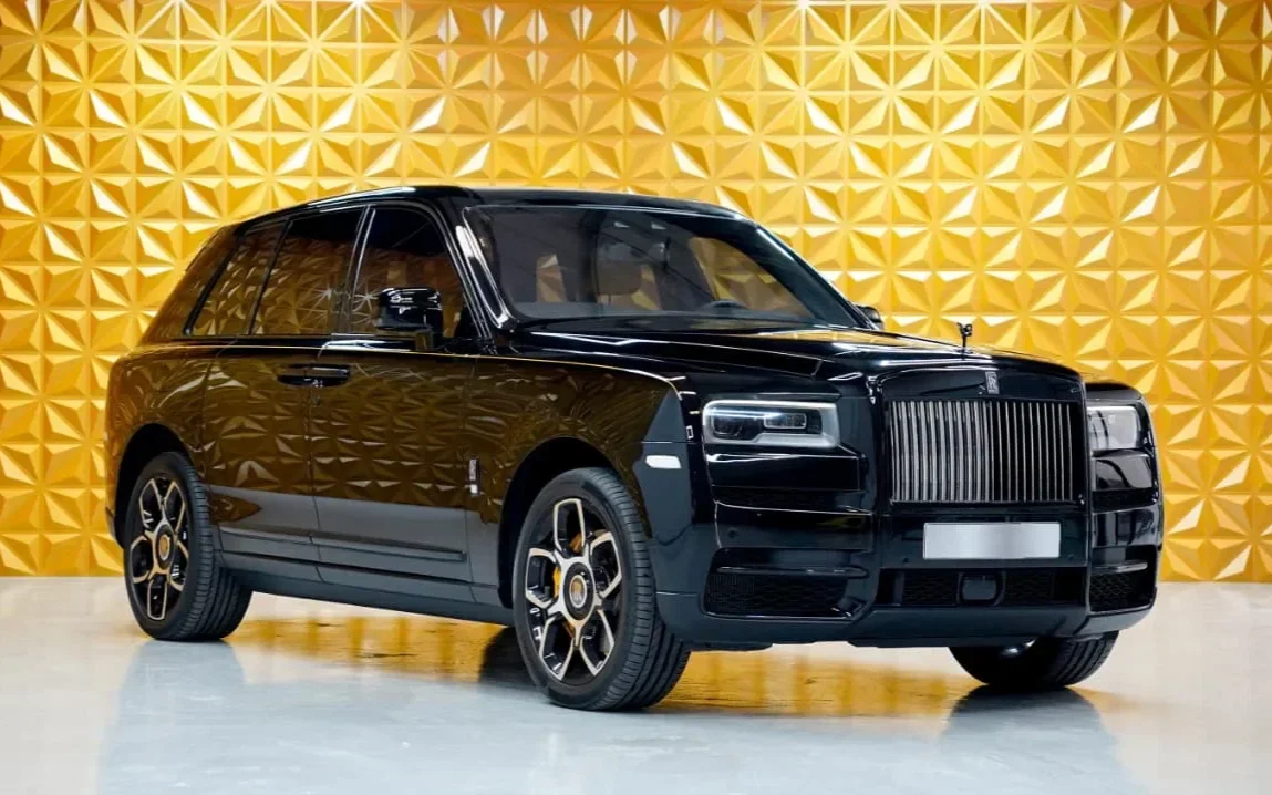 Rolls-Royce Cullinan Black Badge 2025 for rent in Dubai