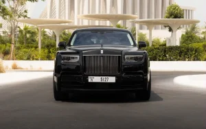 Rolls-Royce Phantom 2024 صورة 2