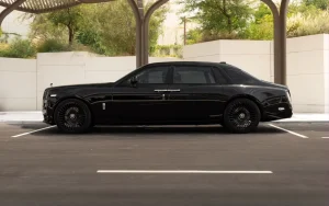 Rolls-Royce Phantom 2024 صورة 3