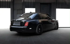 Rolls-Royce Phantom 2024 صورة 4