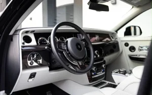 Rolls-Royce Phantom 2024 صورة 5